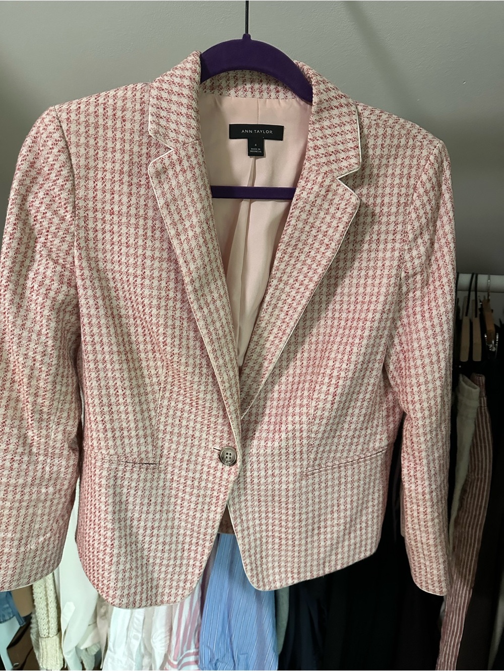 Ann Taylor Pink and Cream Houndstooth Blazer